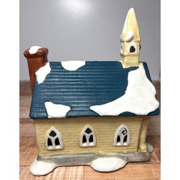 Christmas Porcelain Lighted Village Church House Decor With Box - Picture 2 of 8